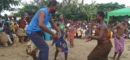 (African Genesis Institute students watch a dance performance in Ghana. Photo provided)