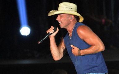 Kenny Chesney (Photo by Rick Diamond/Getty Images for the No Shoes Nation Tour)