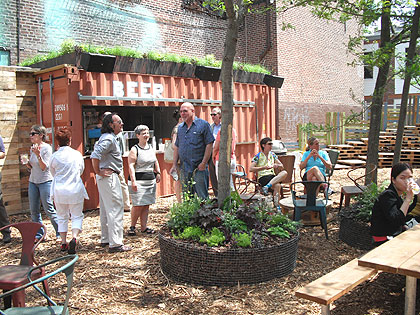 This Year S Pop Up Garden Puts A Beer Garden On South Broad