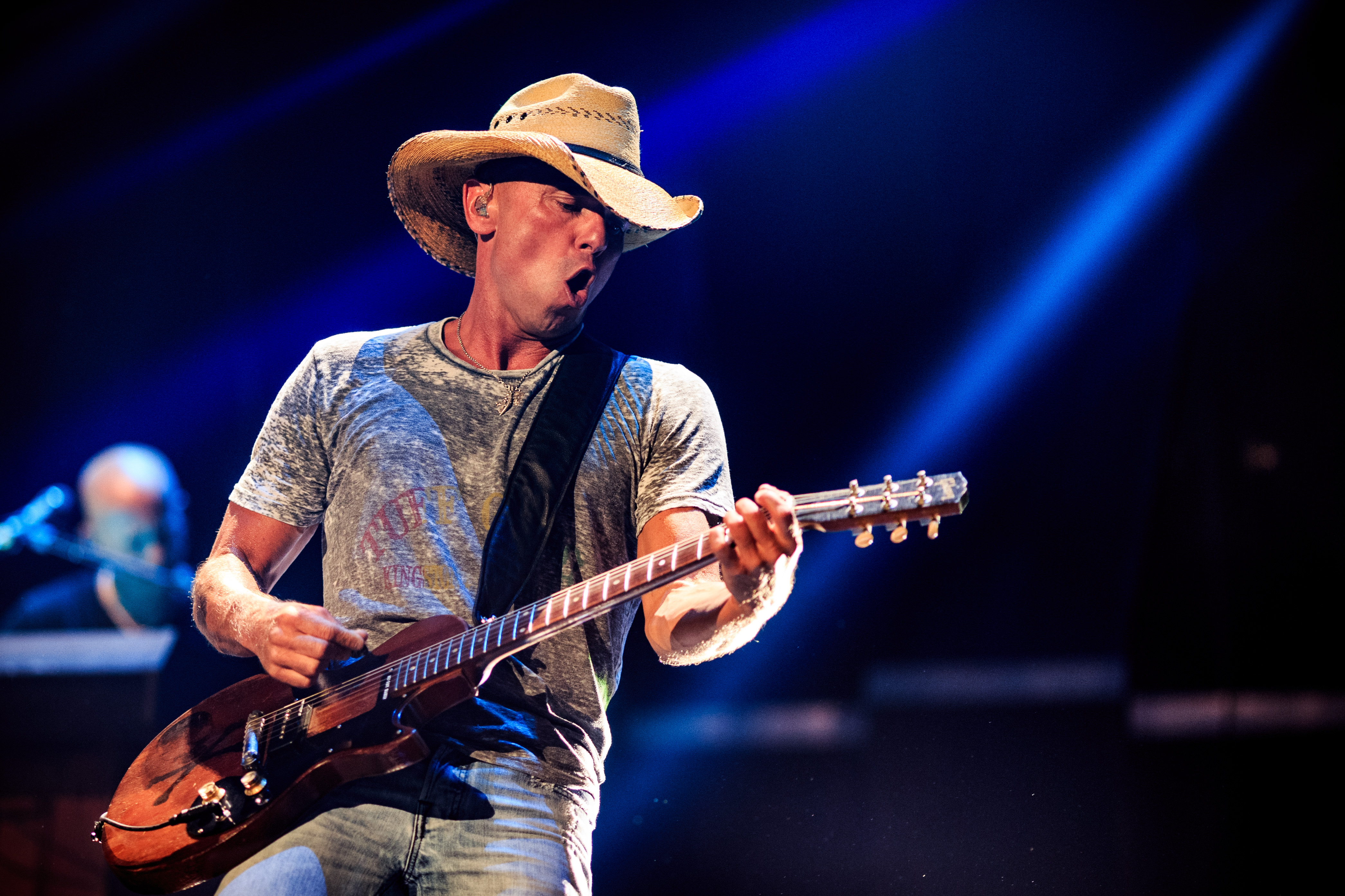 Recording artist Kenny Chesney performs onstage at the 2015 iHeartRadio Music Festival at MGM Grand Garden Arena on September 18, 2015 in Las Vegas, Nevada. (Photo by Christopher Polk/Getty Images for iHeartMedia)