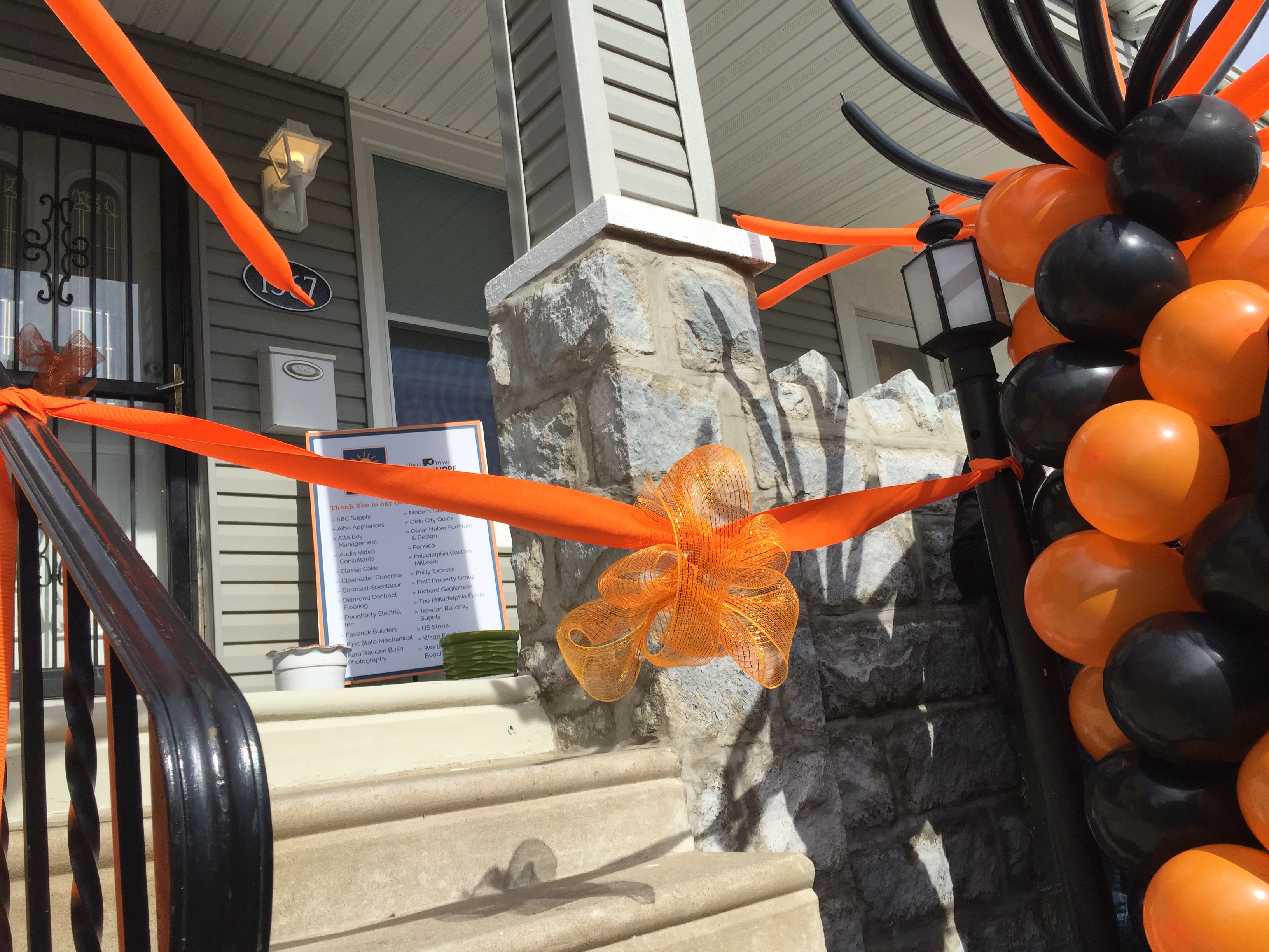 Flyers Wives partnered with Building Hope for Kids to give a sick child and her family a home renovation. (Credit: Kristen Johanson)