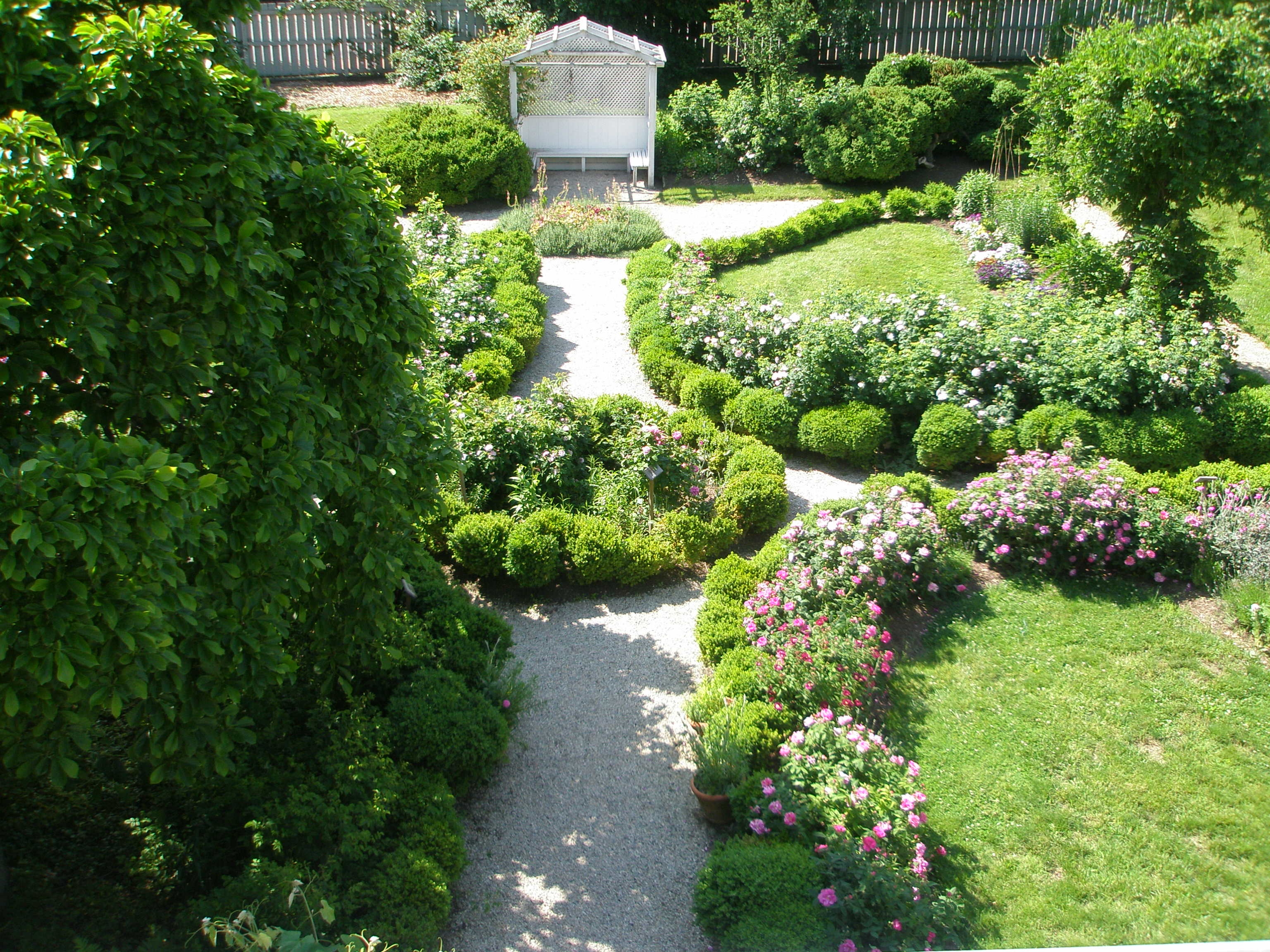 A view of the Wyck House Historical Gardens. (credit: Lauren Lipton)