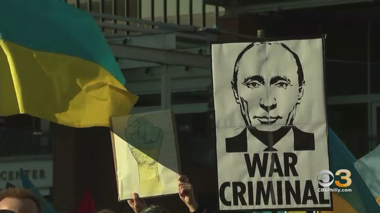 Thousands Gather At Philadelphia's Independence Mall To Show Support With Ukraine During Conflict With Russia