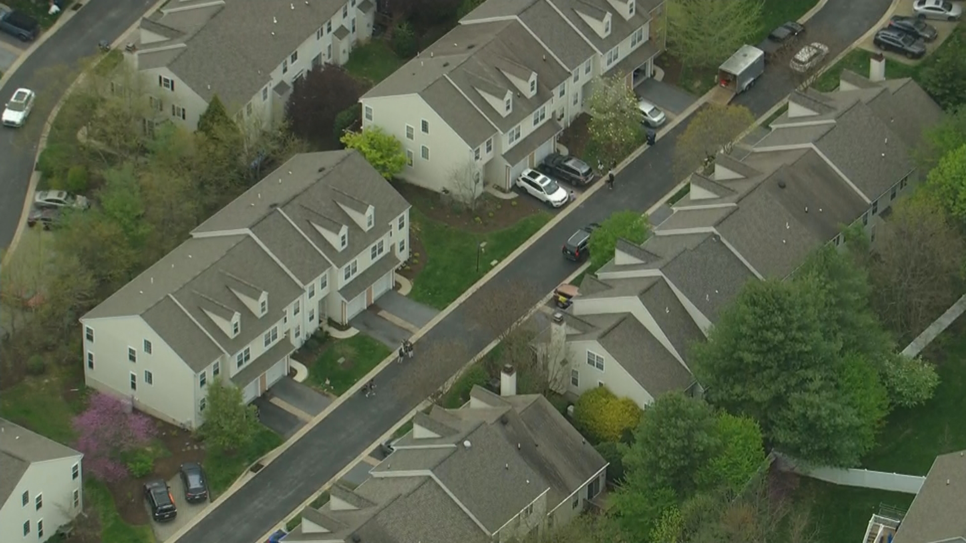 12-year-old parent found dead in apparent double-suicide in Chester County – CBS Philly