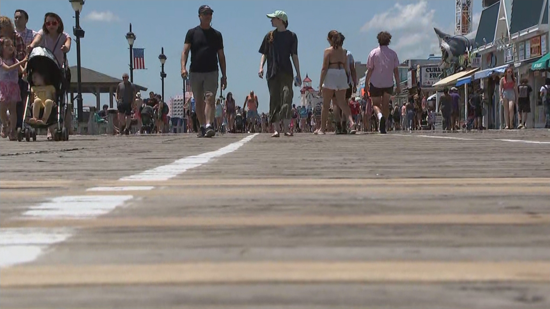 Business Is Booming At Ocean City's Boardwalk On Memorial Day Weekend: 'It’s So Gorgeous Out'