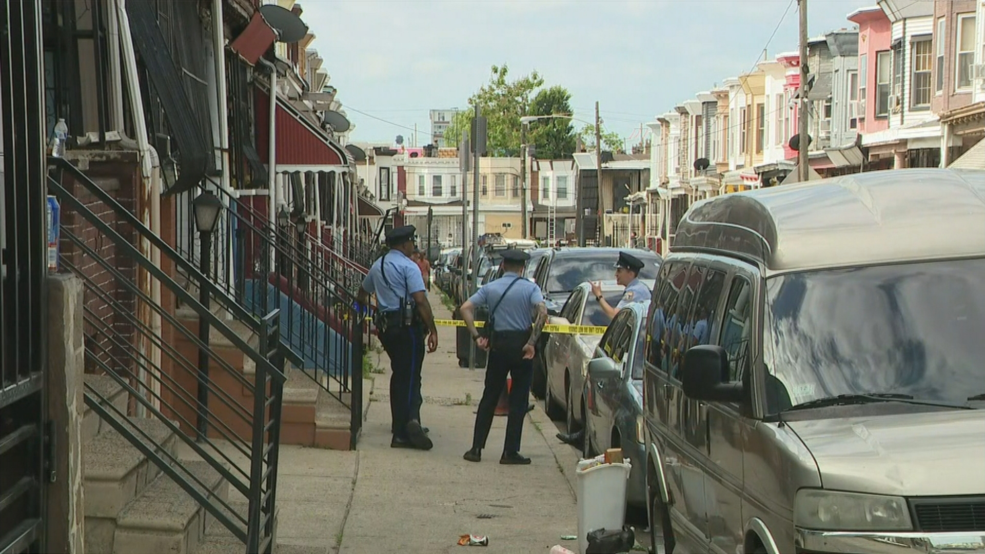 5 separate shootings in Philadelphia leave 2 dead, 6 injured, police say